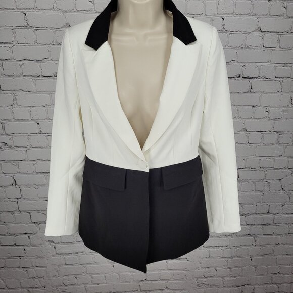 NWT Bebe Black & White Woven Twill Colorblock Notch Stretch Jacket Blazer Size 2 - Picture 1 of 16